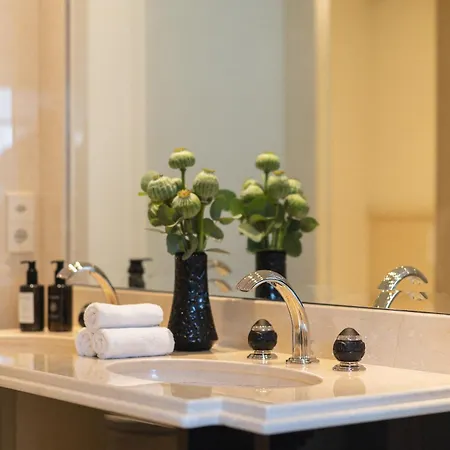 Florhof Hotel *